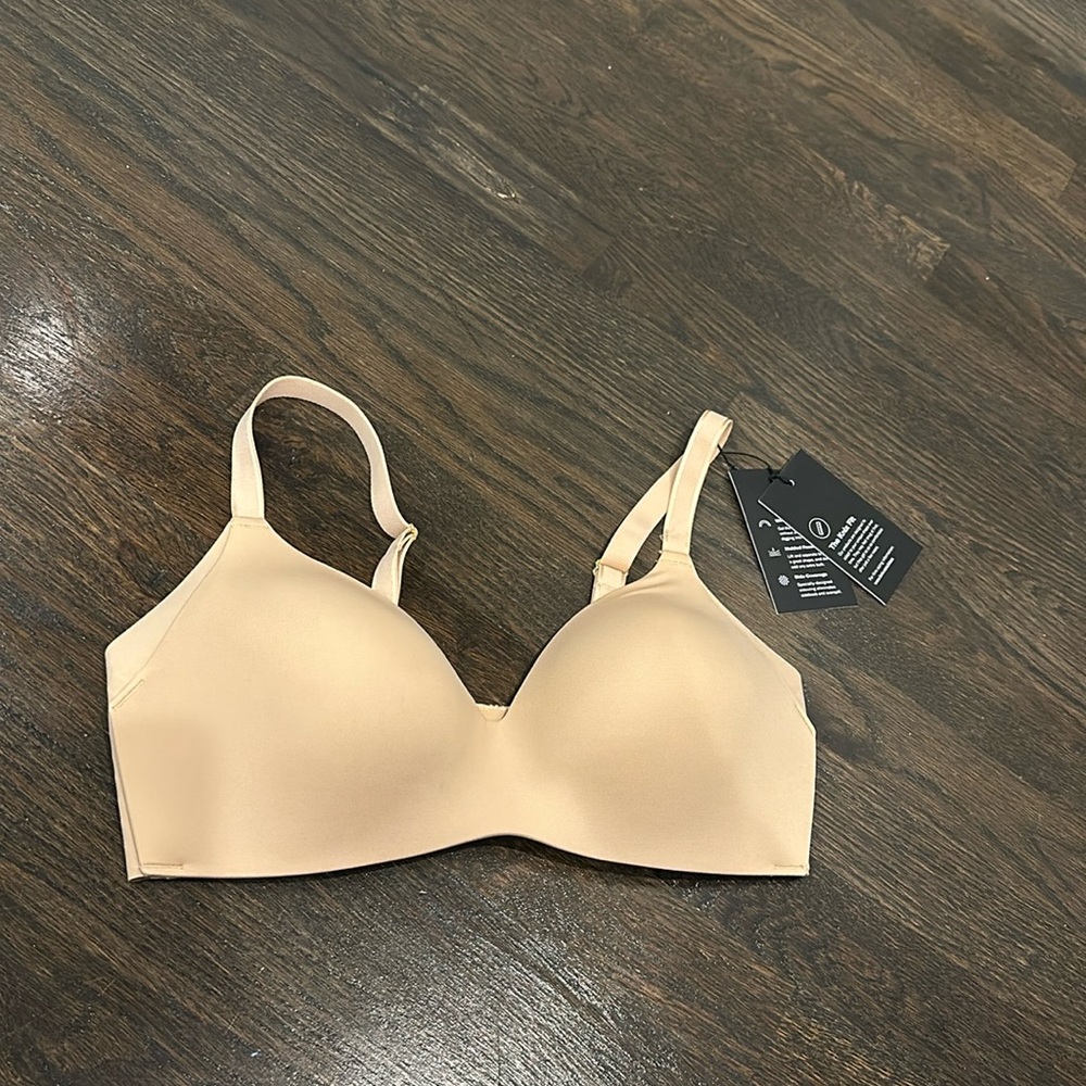 NWT Knix WingWoman Contour Bra